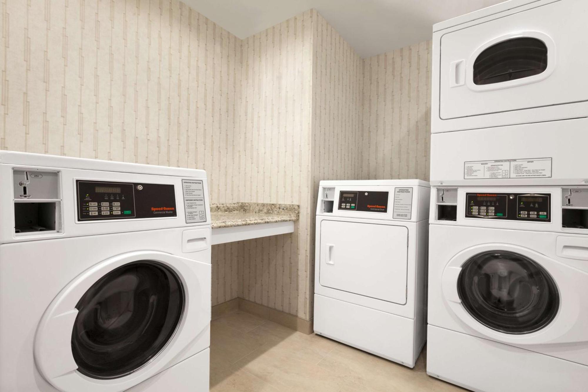 Homewood Suites By Hilton Arlington Rosslyn Key Bridge Eksteriør bilde
